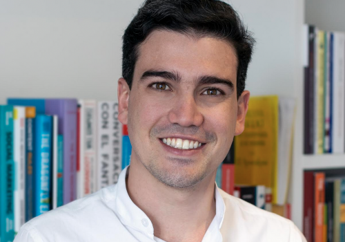 Un colombiano, entre los 19 líderes emergentes la educación mundial